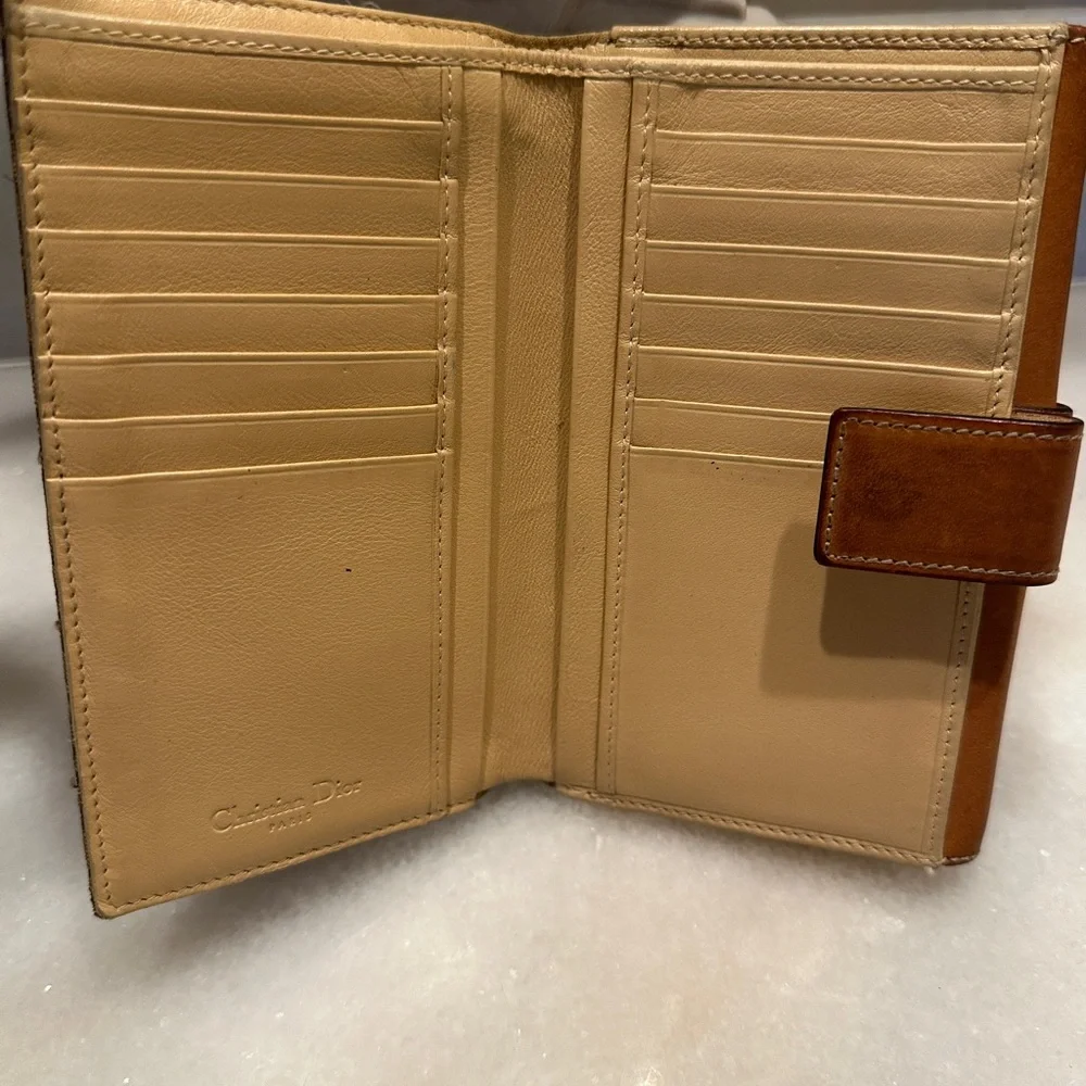 Dior Vintage Beautiful Brown and Tan Women's wallet
